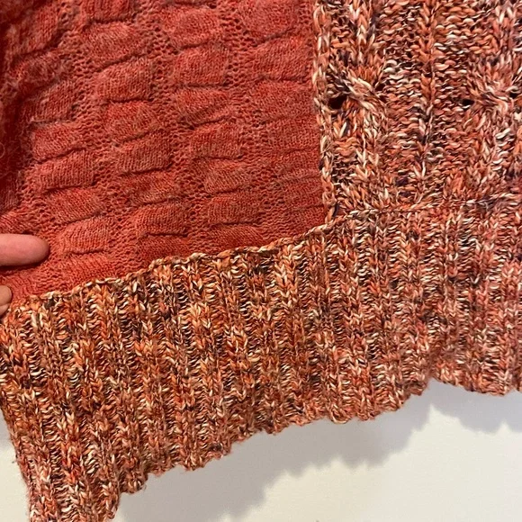 Guava colored free people sweater size L. - Picture 5 of 6